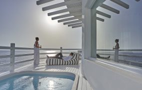 notos-therme-spa-viesbutis-santorino-saloje-vestuves-graikijoje-22